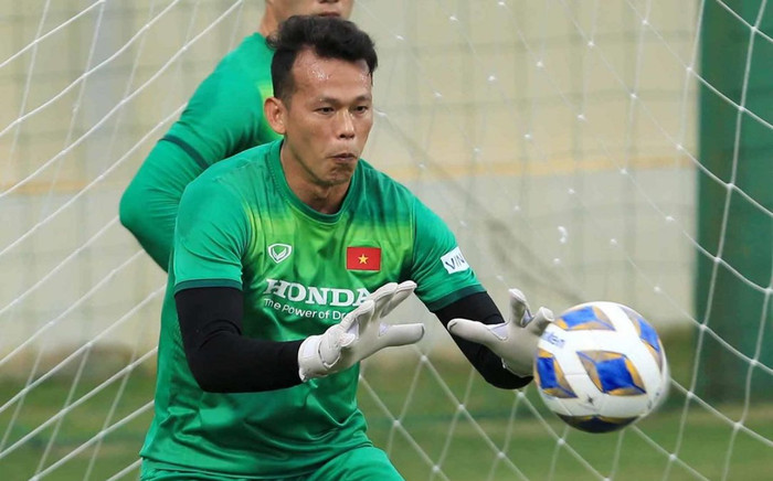 Thủ môn Tấn Trường bất ngờ được ông Park gọi lại tuyển Việt Nam Ảnh 2