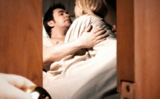 Vô tình phát hiện chồng 'ăn nằm' với cô bạn thân, cô vợ xử đẹp đôi 'gian phu' bằng 1 chiêu cao tay Ảnh 2