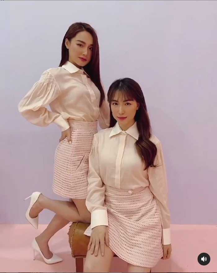 Hòa Minzy 'phát cáu' vì độ nhây của Nhã Phương khi tập nhảy Tik Tok.