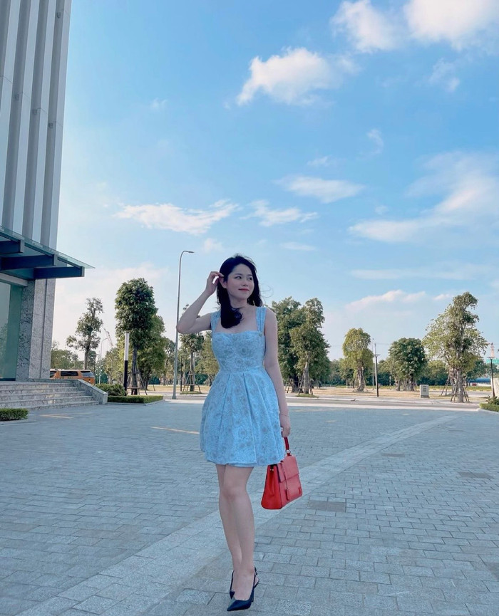 Style nhẹ nhàng thiếu điểm sáng của Huỳnh Anh.
