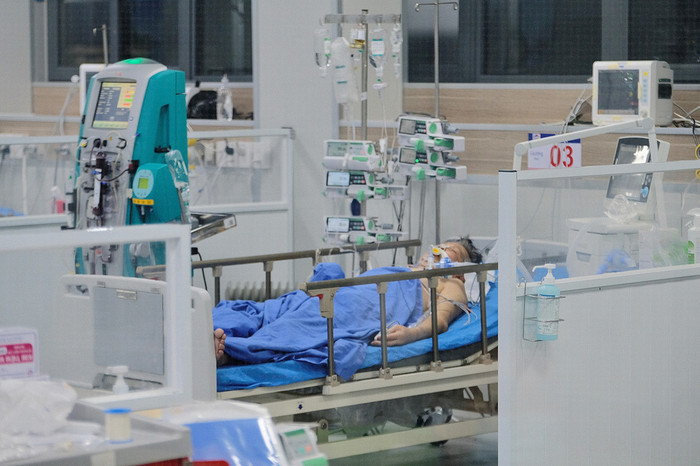 Bệnh viện điều trị COVID-19 tại Hà Nội - Ảnh: NAM TRẦN