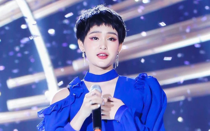 Ngoài khóa Facebook, Hiền Hồ còn có hành động 'phòng thủ' với MV trên Youtube giữa ồn ào Ảnh 2