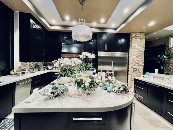 Cuộc sống chuẩn rich kid của con trai Đan Trường: Ở biệt thự xa hoa, thu nhập nghìn đô mỗi tháng Ảnh 7