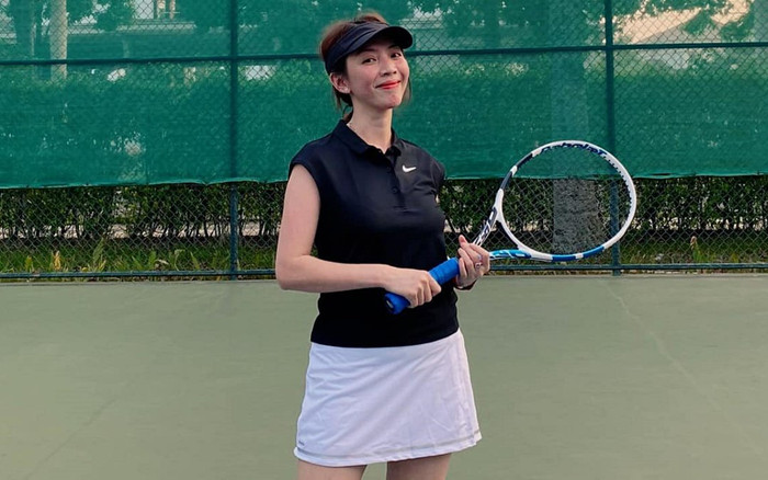 Tránh xa môn thể thao golf quý tộc, vợ chồng Thu Trang rủ nhau chơi tennis Ảnh 2