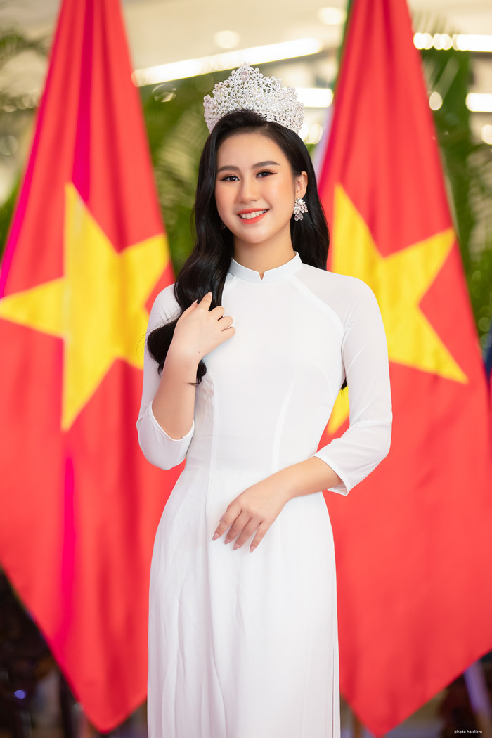 Nữ sinh 14 tuổi đại diện Việt Nam tham dự Miss Teen Grand International 2022 Ảnh 8