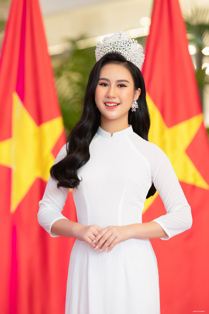 Nữ sinh 14 tuổi đại diện Việt Nam tham dự Miss Teen Grand International 2022 Ảnh 5