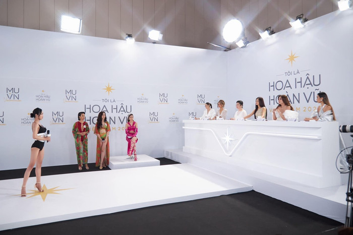 Đẳng cấp: Hoa hậu Khánh Vân diện màu hồng chóe mà chẳng sến sẩm, chỉ thấy 'đỉnh' Ảnh 12