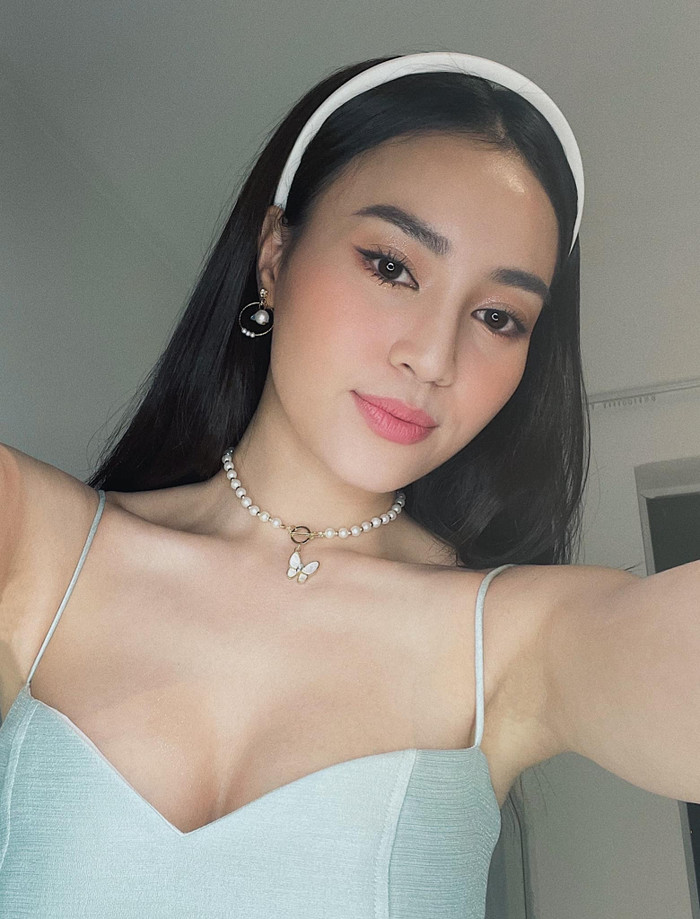 Lan Ngọc tự 'đào mộ' khoảnh khắc cover nhạc phim 'nhoi như quỷ'.