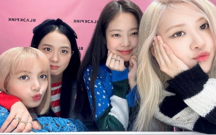 Chú thích bài đăng mới xuất hiện kí tự đặc biệt, BlackPink để lộ hint thời gian comeback cụ thể? Ảnh 2