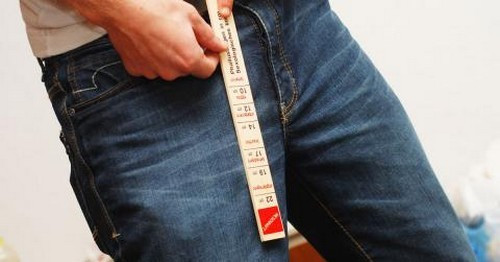 Bị bạn gái chê 'cậu nhỏ' ngắn, anh chàng tự làm tăng kích cỡ rồi để rồi phải cầu cứu bác sĩ Ảnh 4