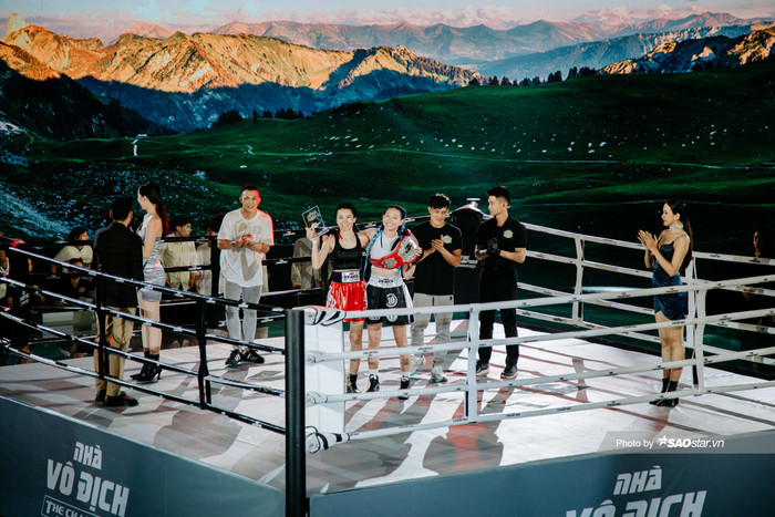 The Champion: Diệp Linh Châu và Thảo Nhi chiến đấu đầy 'máu lửa', so kè từng điểm số trên võ đài Ảnh 12