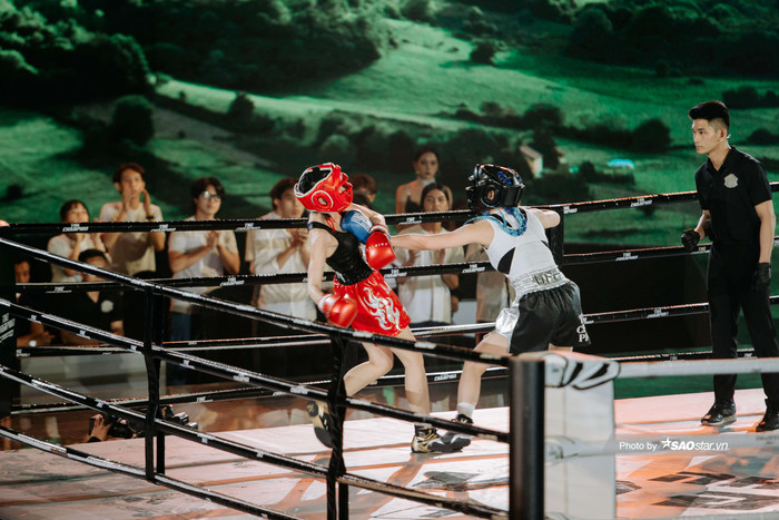 The Champion: Diệp Linh Châu và Thảo Nhi chiến đấu đầy 'máu lửa', so kè từng điểm số trên võ đài Ảnh 10