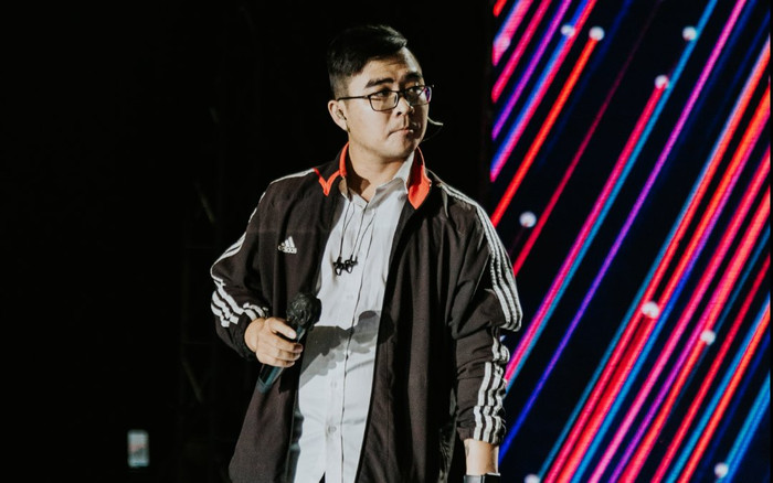 Cùng hát lên nào: Hậu trường màn hát live 'chất như nước cất' của anh chàng tài xế lái xe công nghệ Ảnh 2