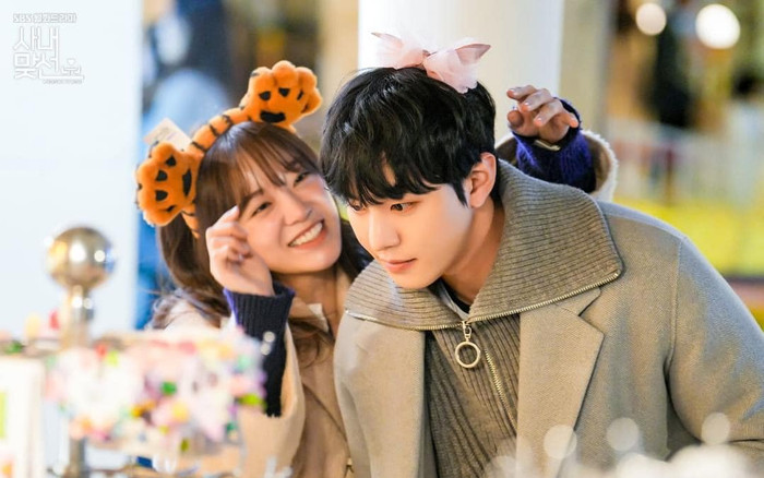 Hẹn Hò Chốn Công Sở: Xoắn tim trước loạt ảnh 'ngọt lịm' của Kim Se Jeong và Ah Hyo Seop Ảnh 2