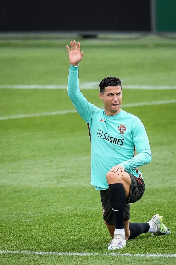 Lời hứa World Cup và kế hoạch chia tay tuyển Bồ Đào Nha của Ronaldo Ảnh 3