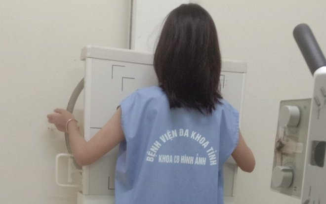 Hà Tĩnh: Nữ sinh lớp 10 bị hàng xóm đánh chấn động não Ảnh 2