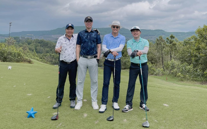 Hồng Đăng nói gì khi bị khán giả trêu đi chơi golf mà không có ai để 'nương tựa'? Ảnh 2