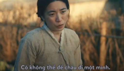 Pachinko tập 3: Bắt người khác 'đổ vỏ', Lee Min Ho vẫn ghen lồng lộn khi người yêu đi với trai lạ Ảnh 4