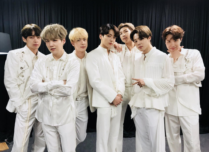 BTS sắp ra nhạc mới: Có chi tiết liên quan đến Sơn Tùng M-TP luôn này! Ảnh 4