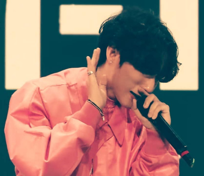 Sơn Tùng bị chính fan 'bóc phốt' diễn sâu trong sân khấu mới nhất: Chuyện gì đây? Ảnh 7