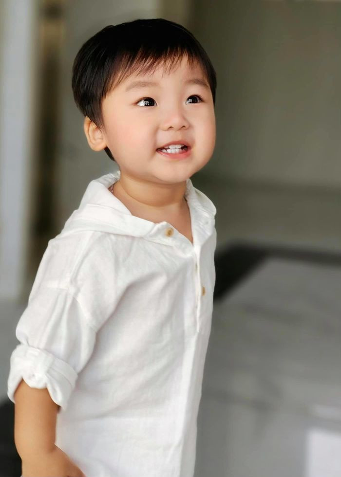 Bo Thúi là một trong những nhóc tỳ được săn đón trên mạng xã hội.