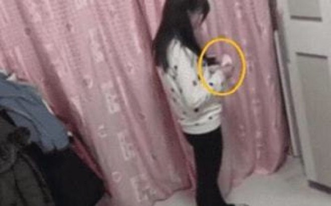 Nghĩ nhà có trộm nên lắp camera thõi dõi, người chồng 'sững sờ' khi thấy thủ phạm thực sự Ảnh 2