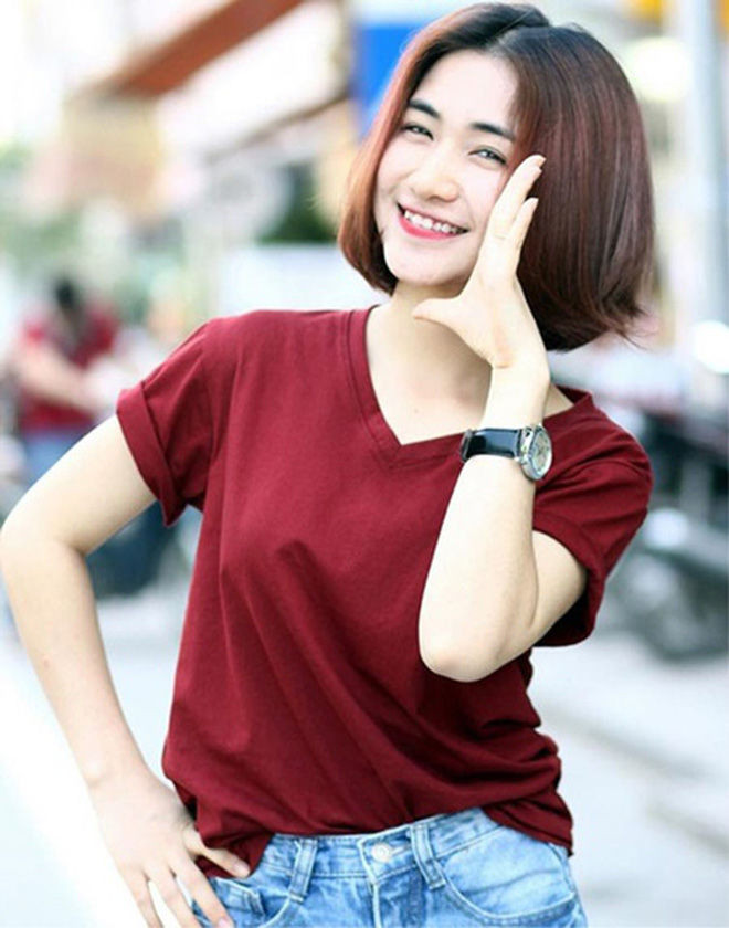 Trước đây Hòa Minzy là cô nàng có mái tóc ngắn tinh nghịch và sở hữu hàm răng khểnh 