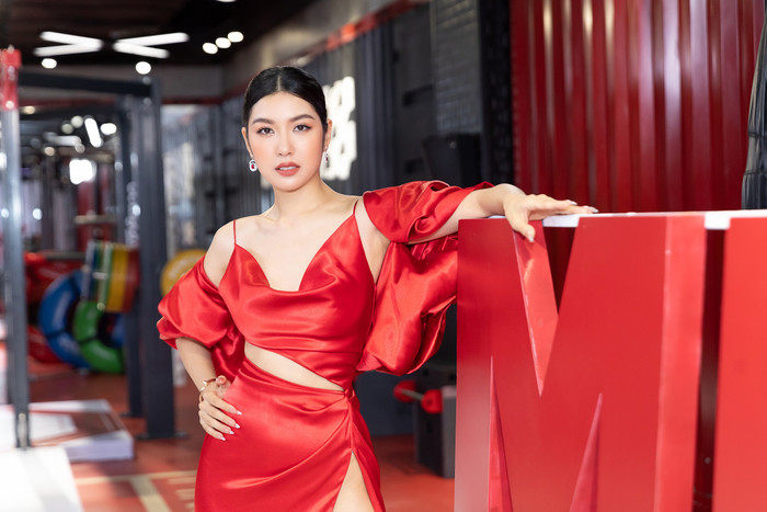 Á hậu Thúy Vân đỏ rực ngồi ghế Mentor: Số báo danh 218 vẫn thông minh, sắc sảo như ngày nào Ảnh 5