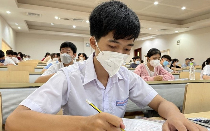 Đề thi đánh giá năng lực có sai sót, ĐHQG TP.HCM nói gì? Ảnh 2