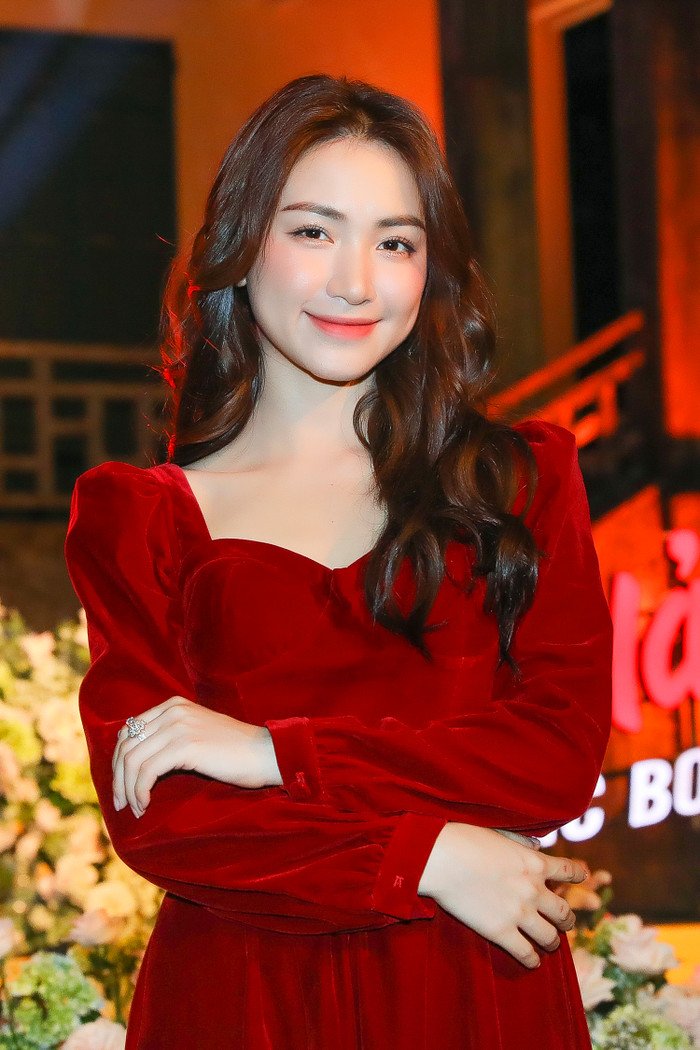 Hòa Minzy bỗng bức xúc ngay trên sân khấu: 'Chưa một đội vũ công nào mà lại nhảy hời hợt như các bạn'? Ảnh 8