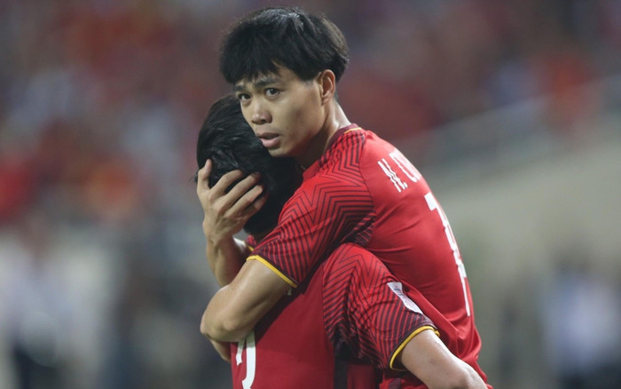 Ông Park chơi tất tay trước Nhật Bản: Công Phượng, Quang Hải xung trận ngay từ đầu Ảnh 2