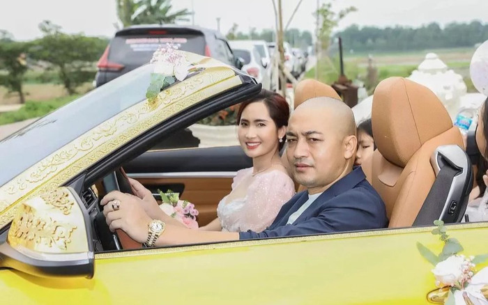 Đại gia buôn lợn ở Hải Dương lần đầu hé lộ lý do tổ chức tiệc kỷ niệm ngày cưới siêu khủng Ảnh 2