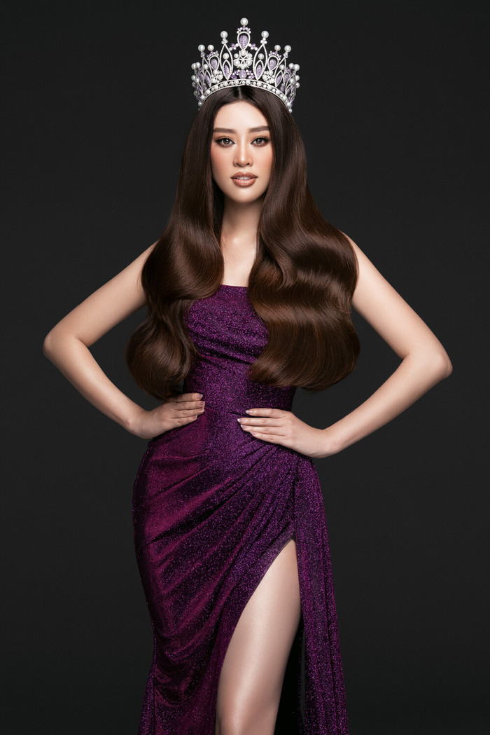 Hoa hậu Khánh Vân đích thị là nữ thần sắc tím: Diện váy tím quá đẹp - thần thái bao sang Ảnh 12
