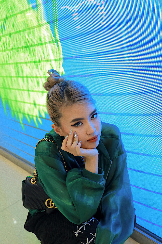 'Hai phút hơn' của Pháo xâm chiếm đường phố Hàn Quốc, giới trẻ đua nhau nhảy mà không nhịn được cười Ảnh 3