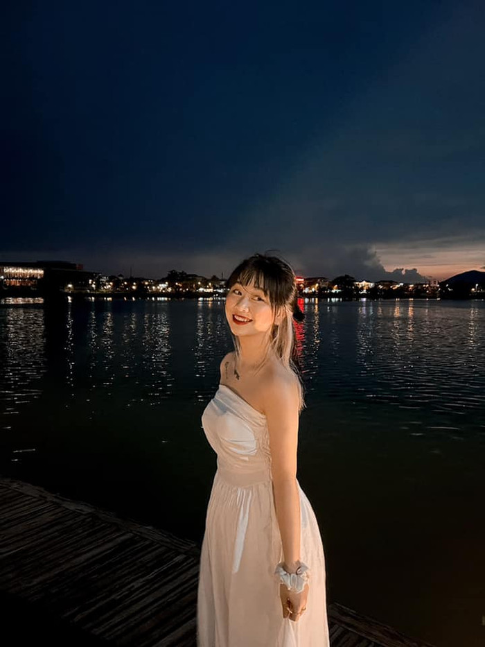 Cầm 3 triệu đồng trong tay vi vu khắp Huế, 'mê như điếu đổ' cô bán hàng xứ Huế thân thương Ảnh 4