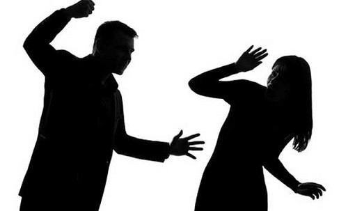 Bà hàng xóm bắt gặp sao nam Vbiz 'đi đường quyền' với bạn gái cũ trong quán bar? Ảnh 3