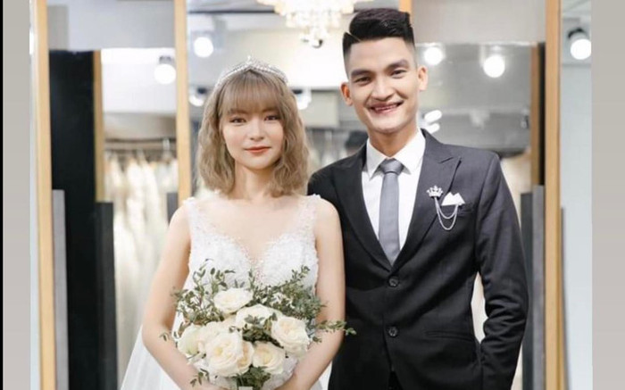 Mạc Văn Khoa và bà xã lên xe hoa sau 7 năm bên nhau: 'Anh nợ em 1 đám cưới, bây giờ anh tuyên bố xóa nợ' Ảnh 2