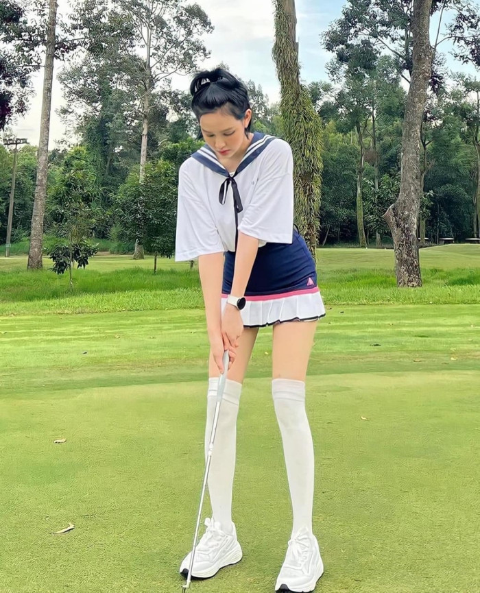 Vén bí mật 6 lợi ích khó tin mới hiểu vì sao Hiền Hồ chơi golf Ảnh 2