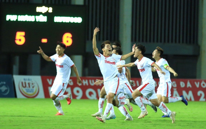 Bí mật từ 'màn đấu súng' siêu kịch tính giữa PVF và đội bóng của bầu Hải: Thắng nhờ chuyên gia tâm lý Ảnh 2