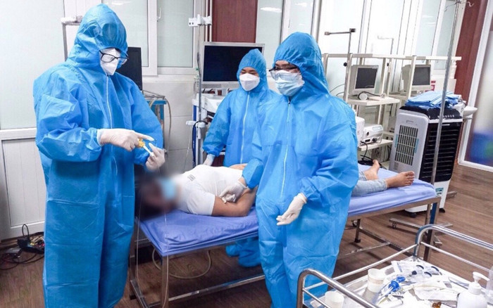 Bệnh nhân Covid-19 có dị vật đường thở phức tạp được cấp cứu thành công Ảnh 2