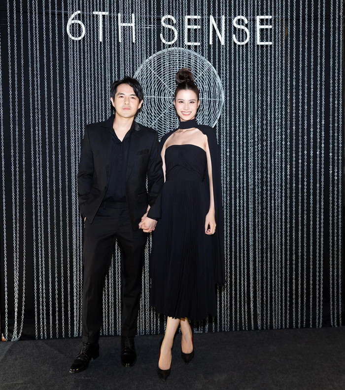 Đông Nhi 'quẫy cực sung' trình diễn trên sân khấu, ánh mắt Ông Cao Thắng nhìn vợ khiến netizen chú ý Ảnh 9