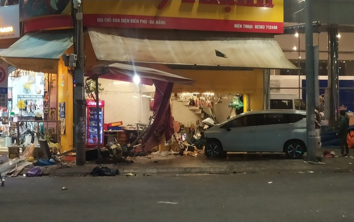 Vụ 'xe điên' lao thẳng vào tiệm bánh mì làm 6 người bị thương: Tình hình sức khỏe các nạn nhân Ảnh 2