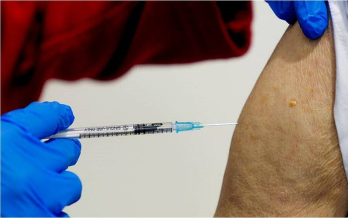 Người đàn ông bị nghi tiêm tới 90 mũi vaccine Covid-19 Ảnh 2