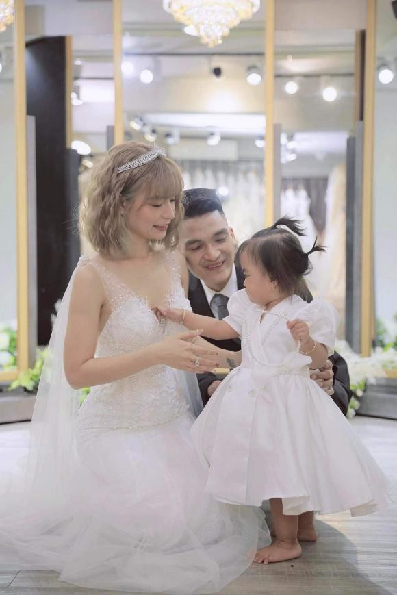 Những cặp sao Việt có hôn nhân viên mãn khi quyết định sinh con trước cưới sau Ảnh 6