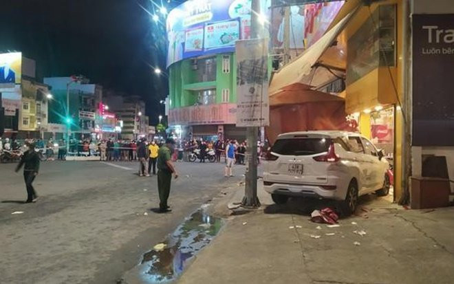 Vụ 'xe điên' lao thẳng vào tiệm bánh mì: Tài xế có sử dụng bia rượu, ma túy Ảnh 2