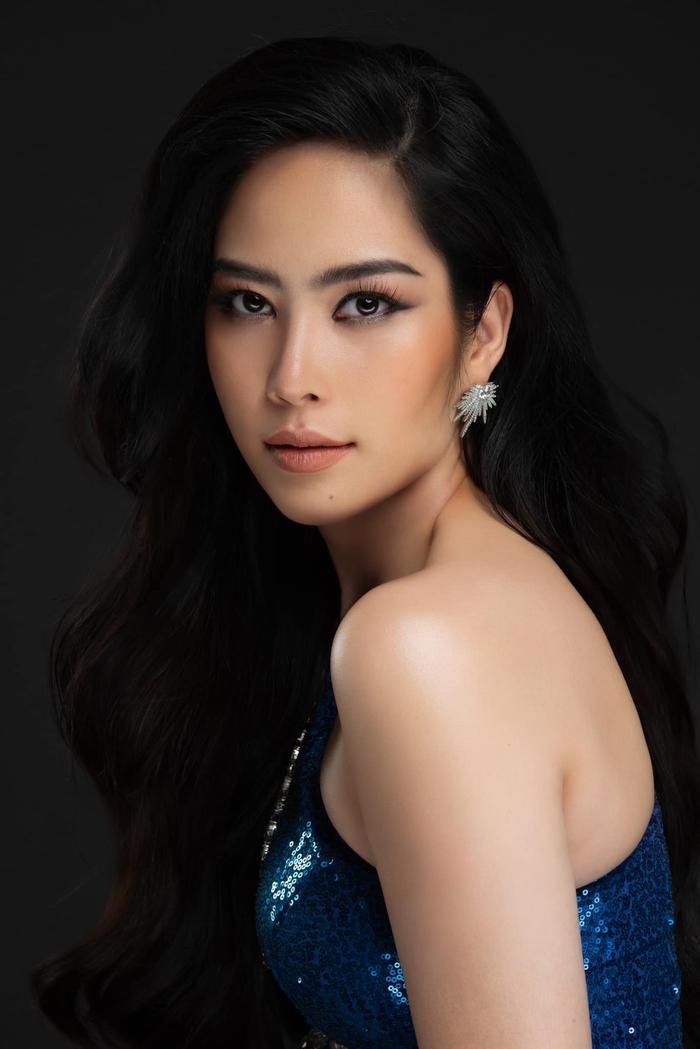 Nam Em - Nữ hoàng drama của Miss World Vietnam lại gây tranh cãi vì dáng ngồi ngả ngớn kém duyên Ảnh 3