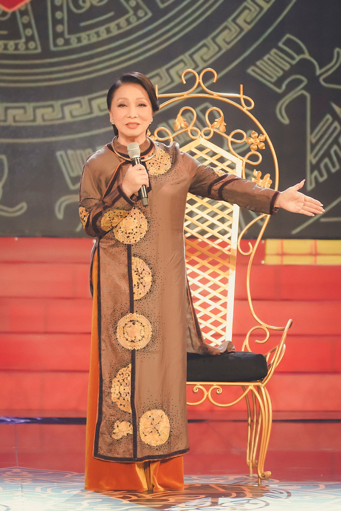 NSND Bạch Tuyết: 'Đi hát là chuyện dễ, để nổi tiếng, có uy tín với khán giả cần phải có bản lĩnh' Ảnh 5