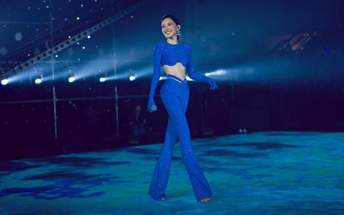 Màn giao lưu 'đi vào lòng đất' của Tóc Tiên cùng khán giả bất ngờ rầm rộ trở lại: Lý do vì sao? Ảnh 2