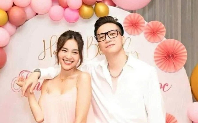 Đăng ảnh chúc mừng sinh nhật Lan Ngọc, S.T Sơn Thạch được fan 'đẩy thuyền' vì tướng phu thê Ảnh 2