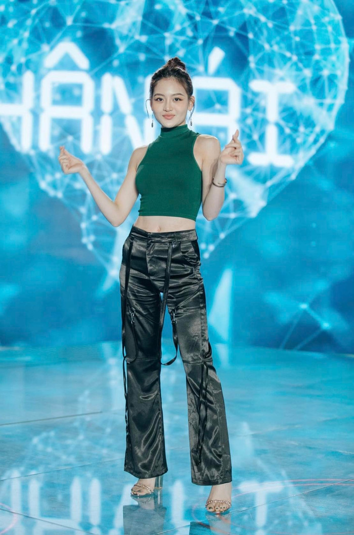 Thùy Anh: 'Con gái ai cũng có lúc yêu mù quáng' Ảnh 7